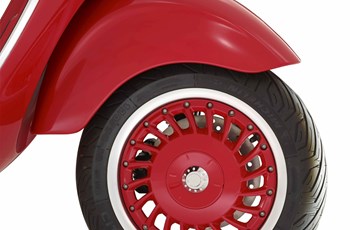 Vespa 946 125 i.e. 3V RED 2018 - Bild 22